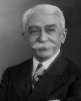 Pierre De Coubertin