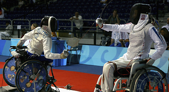 a Foil Fencing competition in action
